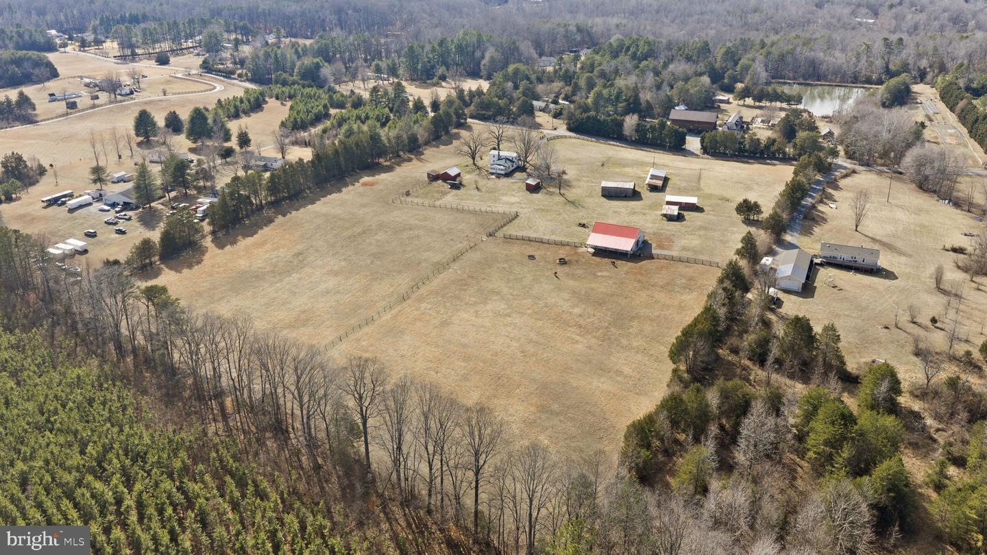 1815 COUNTRY RD, BEAVERDAM, Virginia 23015, 3 Bedrooms Bedrooms, ,2 BathroomsBathrooms,Residential,For sale,1815 COUNTRY RD,VACV2009572 MLS # VACV2009572