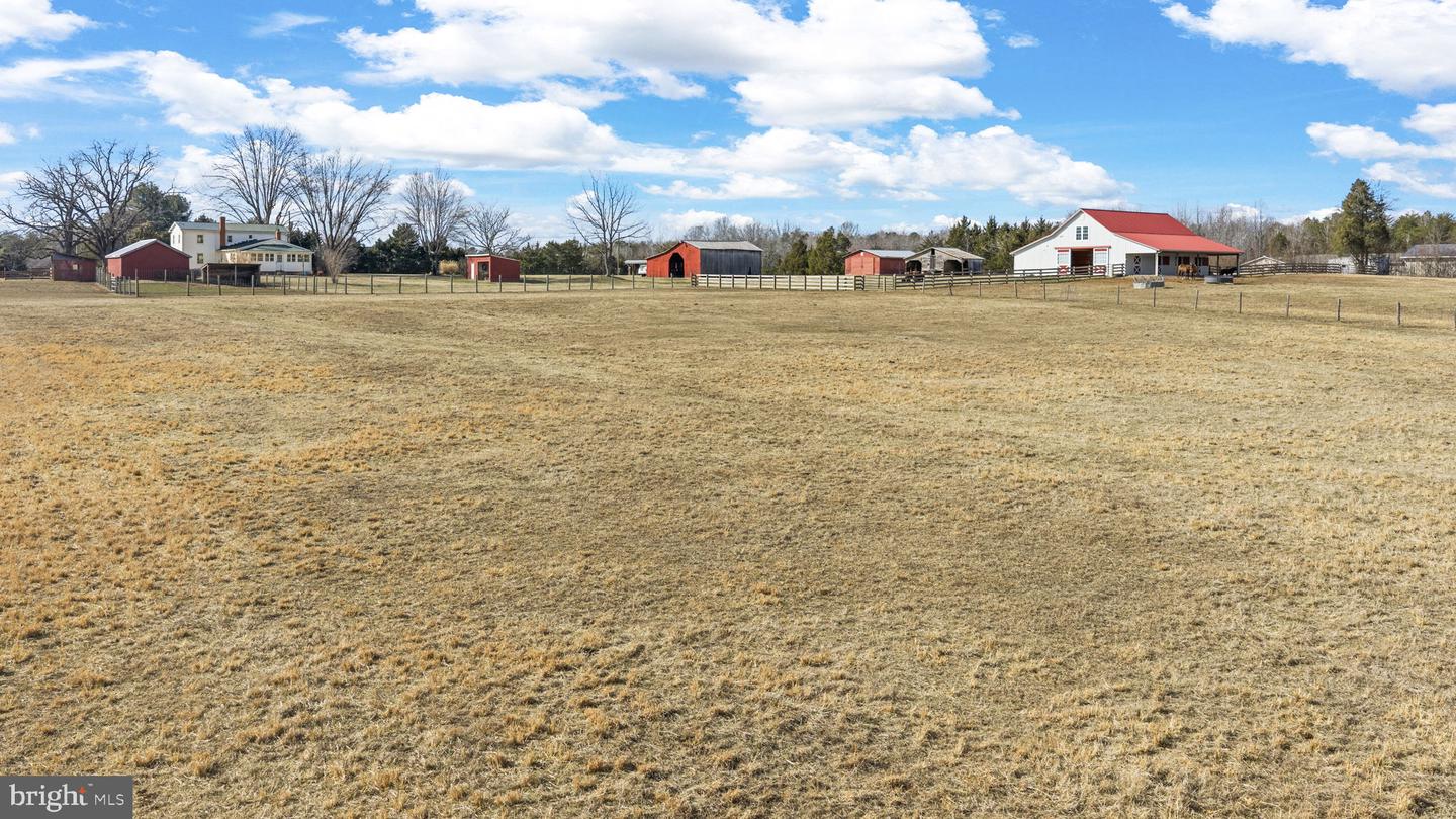 1815 COUNTRY RD, BEAVERDAM, Virginia 23015, 3 Bedrooms Bedrooms, ,2 BathroomsBathrooms,Residential,For sale,1815 COUNTRY RD,VACV2009572 MLS # VACV2009572