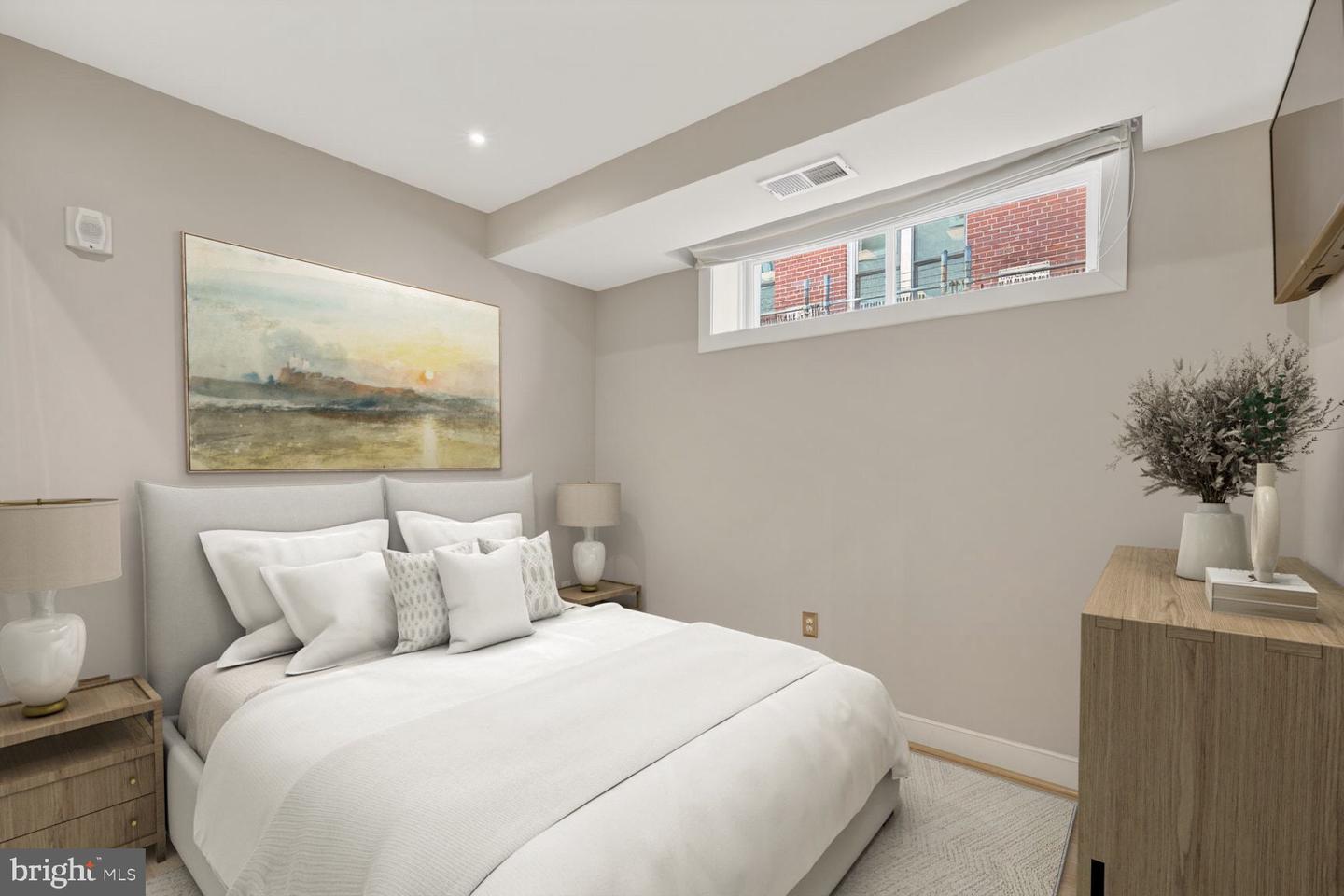 2142 O ST NW #100, WASHINGTON, District Of Columbia 20037, 2 Bedrooms Bedrooms, ,2 BathroomsBathrooms,Residential,For sale,2142 O ST NW #100,DCDC2247450 MLS # DCDC2247450