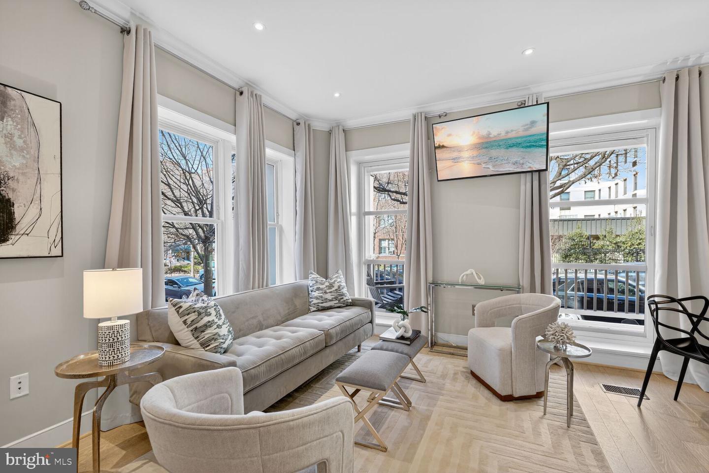 2142 O ST NW #100, WASHINGTON, District Of Columbia 20037, 2 Bedrooms Bedrooms, ,2 BathroomsBathrooms,Residential,For sale,2142 O ST NW #100,DCDC2247450 MLS # DCDC2247450