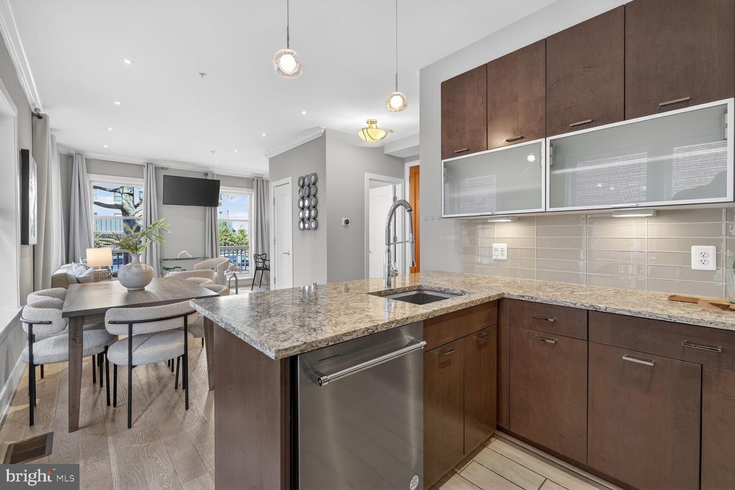 2142 O ST NW #100, WASHINGTON, District Of Columbia 20037, 2 Bedrooms Bedrooms, ,2 BathroomsBathrooms,Residential,For sale,2142 O ST NW #100,DCDC2247450 MLS # DCDC2247450