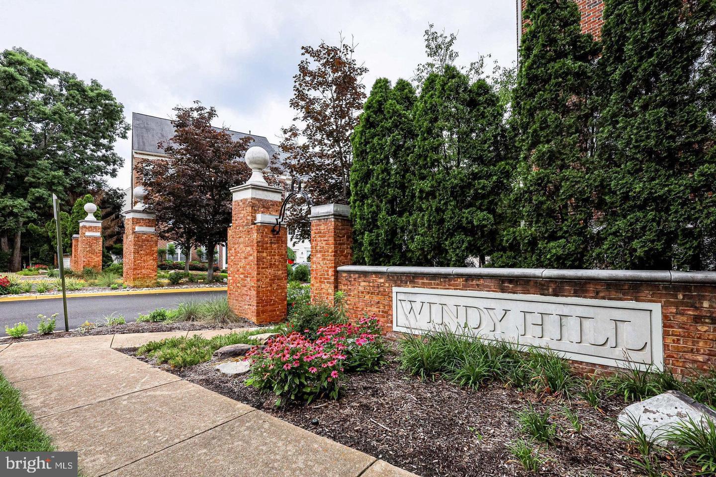 6475 PATUXENT VISTA DR, ALEXANDRIA, Virginia 22312, 5 Bedrooms Bedrooms, ,3 BathroomsBathrooms,Residential,For sale,6475 PATUXENT VISTA DR,VAFX2292458 MLS # VAFX2292458