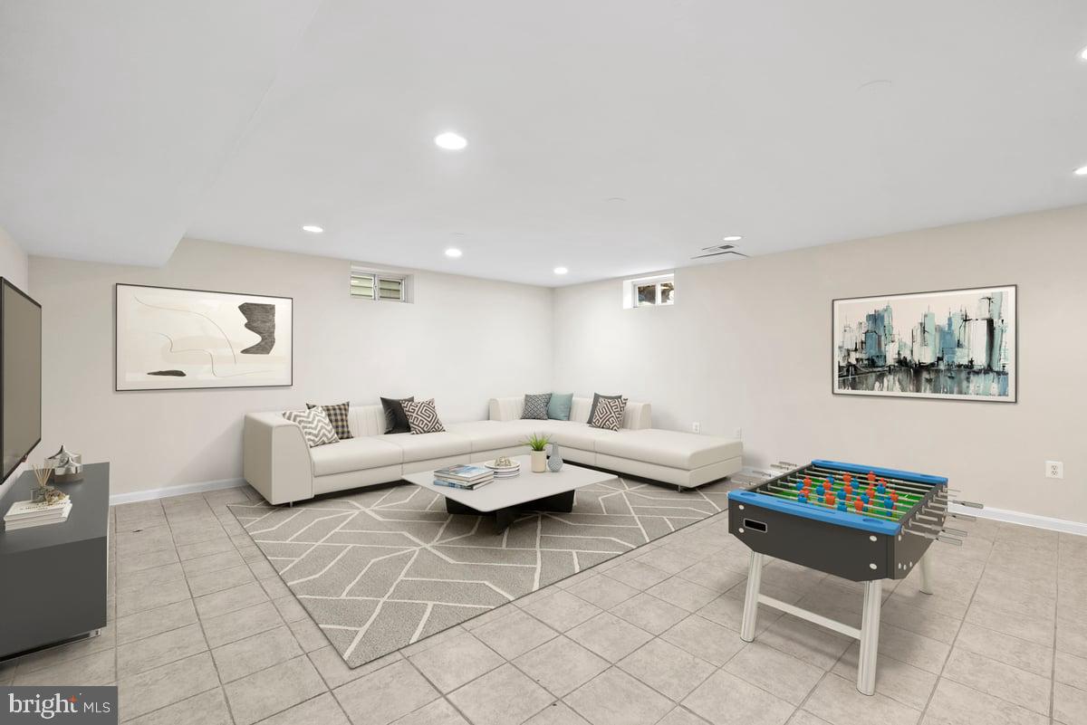 6475 PATUXENT VISTA DR, ALEXANDRIA, Virginia 22312, 5 Bedrooms Bedrooms, ,3 BathroomsBathrooms,Residential,For sale,6475 PATUXENT VISTA DR,VAFX2292458 MLS # VAFX2292458