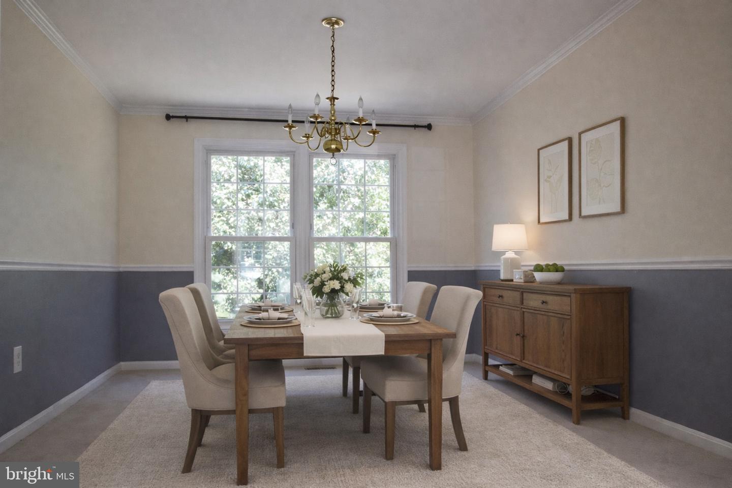WOODBRIDGE, Virginia 22192, 5 Bedrooms Bedrooms, ,3 BathroomsBathrooms,Residential,For sale,VAPW2113120 MLS # VAPW2113120