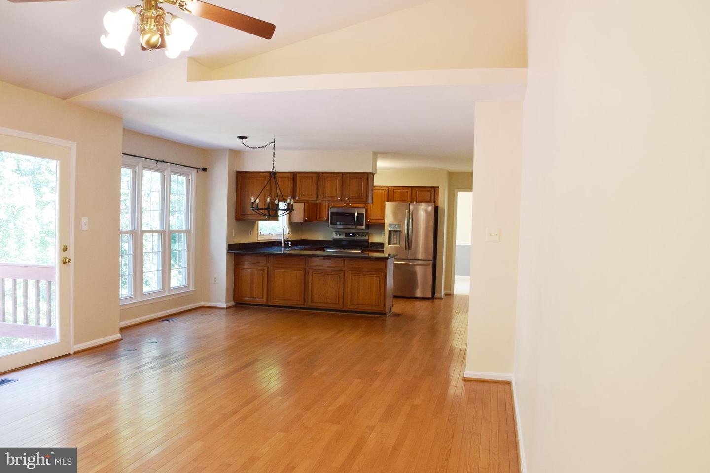 WOODBRIDGE, Virginia 22192, 5 Bedrooms Bedrooms, ,3 BathroomsBathrooms,Residential,For sale,VAPW2113120 MLS # VAPW2113120