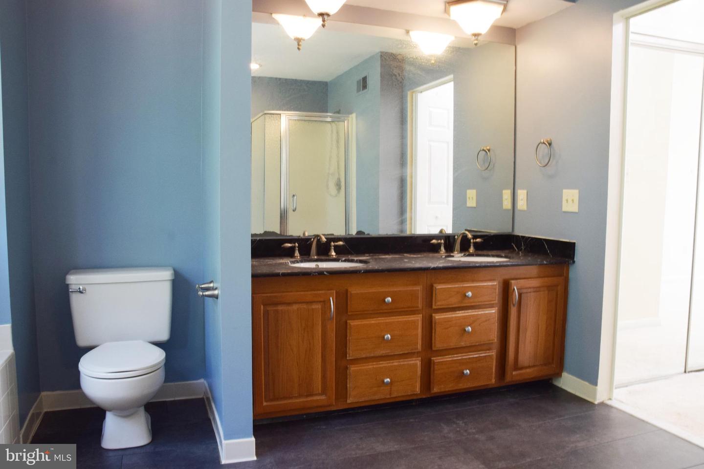 WOODBRIDGE, Virginia 22192, 5 Bedrooms Bedrooms, ,3 BathroomsBathrooms,Residential,For sale,VAPW2113120 MLS # VAPW2113120