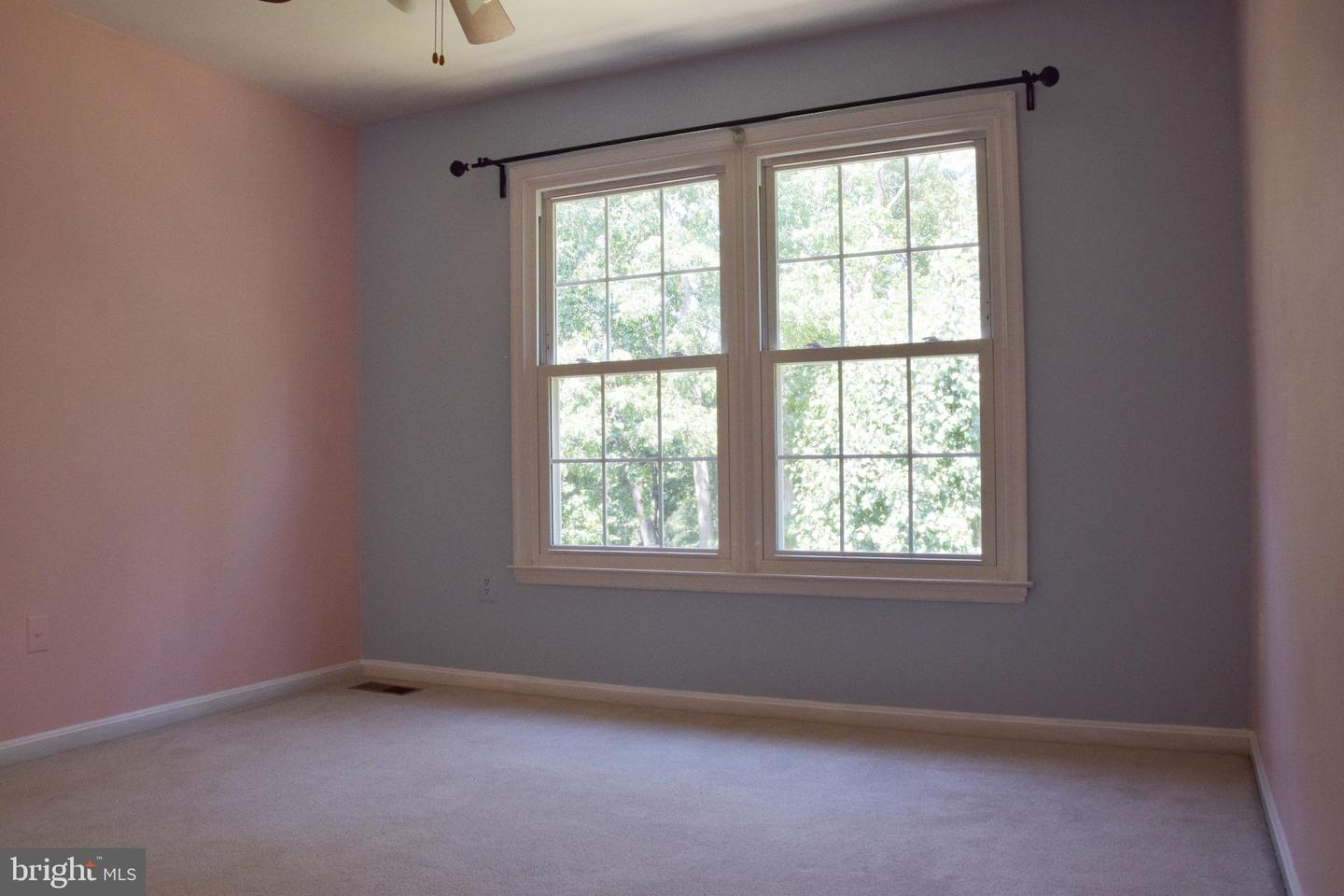 WOODBRIDGE, Virginia 22192, 5 Bedrooms Bedrooms, ,3 BathroomsBathrooms,Residential,For sale,VAPW2113120 MLS # VAPW2113120