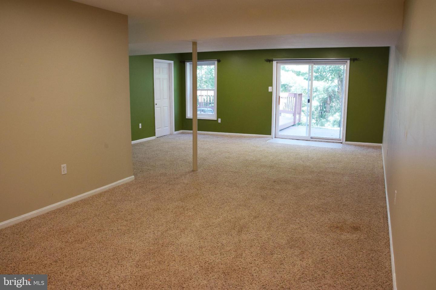 WOODBRIDGE, Virginia 22192, 5 Bedrooms Bedrooms, ,3 BathroomsBathrooms,Residential,For sale,VAPW2113120 MLS # VAPW2113120