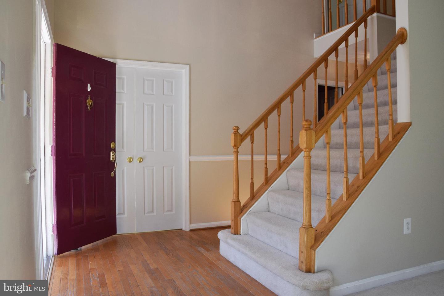 WOODBRIDGE, Virginia 22192, 5 Bedrooms Bedrooms, ,3 BathroomsBathrooms,Residential,For sale,VAPW2113120 MLS # VAPW2113120