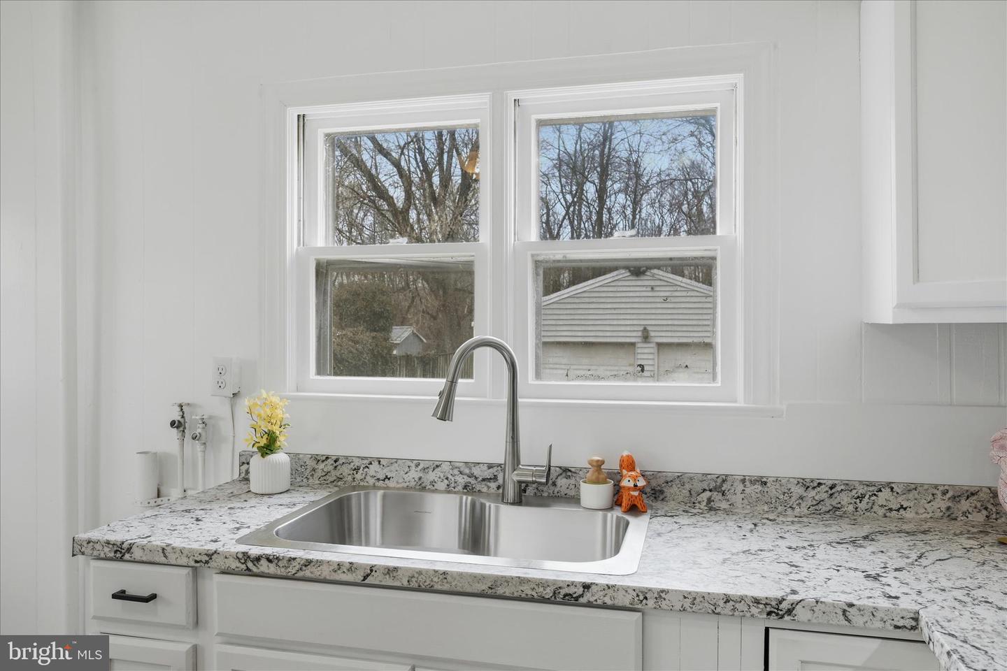 719 SMITHFIELD AVE, WINCHESTER, Virginia 22601, 2 Bedrooms Bedrooms, ,1 BathroomBathrooms,Residential,For sale,719 SMITHFIELD AVE,VAFV2039748 MLS # VAFV2039748