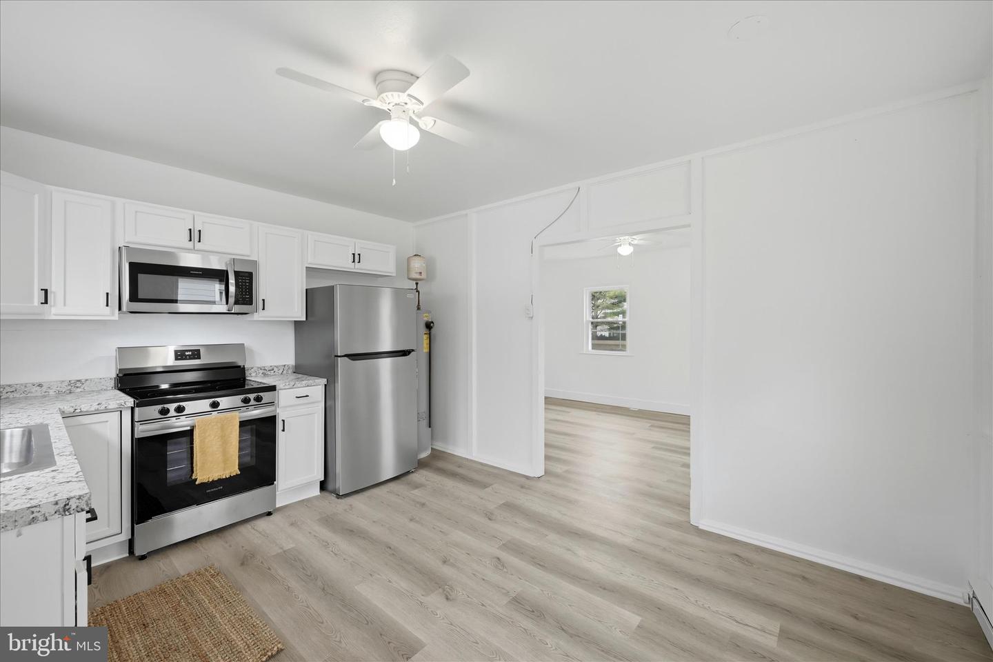 719 SMITHFIELD AVE, WINCHESTER, Virginia 22601, 2 Bedrooms Bedrooms, ,1 BathroomBathrooms,Residential,For sale,719 SMITHFIELD AVE,VAFV2039748 MLS # VAFV2039748