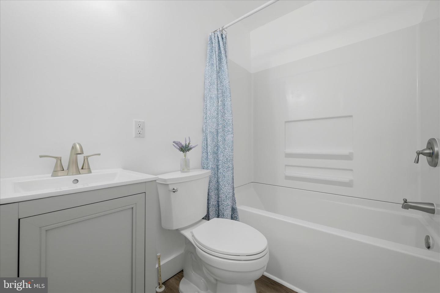 719 SMITHFIELD AVE, WINCHESTER, Virginia 22601, 2 Bedrooms Bedrooms, ,1 BathroomBathrooms,Residential,For sale,719 SMITHFIELD AVE,VAFV2039748 MLS # VAFV2039748