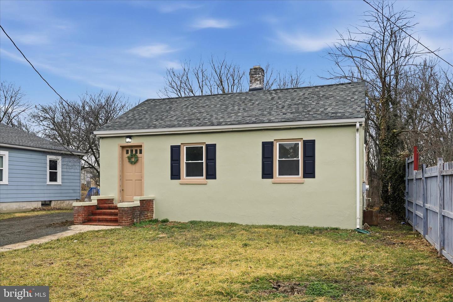 719 SMITHFIELD AVE, WINCHESTER, Virginia 22601, 2 Bedrooms Bedrooms, ,1 BathroomBathrooms,Residential,For sale,719 SMITHFIELD AVE,VAFV2039748 MLS # VAFV2039748