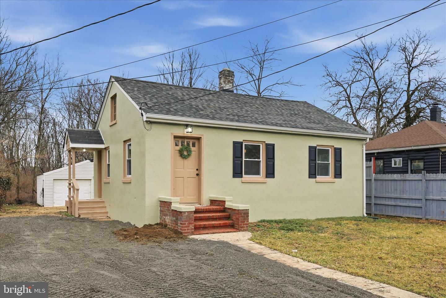 719 SMITHFIELD AVE, WINCHESTER, Virginia 22601, 2 Bedrooms Bedrooms, ,1 BathroomBathrooms,Residential,For sale,719 SMITHFIELD AVE,VAFV2039748 MLS # VAFV2039748