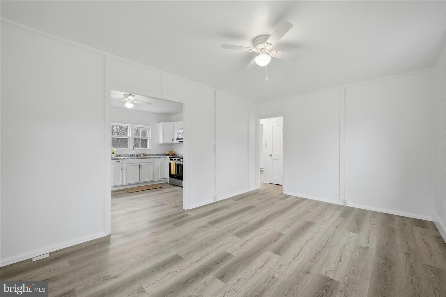 719 SMITHFIELD AVE, WINCHESTER, Virginia 22601, 2 Bedrooms Bedrooms, ,1 BathroomBathrooms,Residential,For sale,719 SMITHFIELD AVE,VAFV2039748 MLS # VAFV2039748