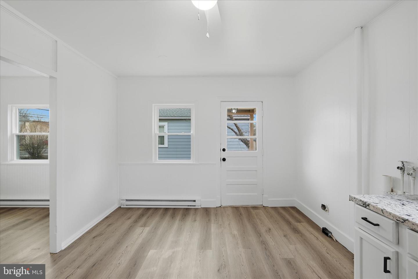 719 SMITHFIELD AVE, WINCHESTER, Virginia 22601, 2 Bedrooms Bedrooms, ,1 BathroomBathrooms,Residential,For sale,719 SMITHFIELD AVE,VAFV2039748 MLS # VAFV2039748