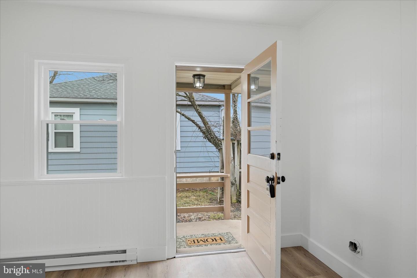 719 SMITHFIELD AVE, WINCHESTER, Virginia 22601, 2 Bedrooms Bedrooms, ,1 BathroomBathrooms,Residential,For sale,719 SMITHFIELD AVE,VAFV2039748 MLS # VAFV2039748