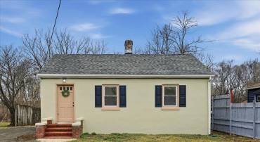 719 SMITHFIELD AVE, WINCHESTER, Virginia 22601, 2 Bedrooms Bedrooms, ,1 BathroomBathrooms,Residential,For sale,719 SMITHFIELD AVE,VAFV2039748 MLS # VAFV2039748