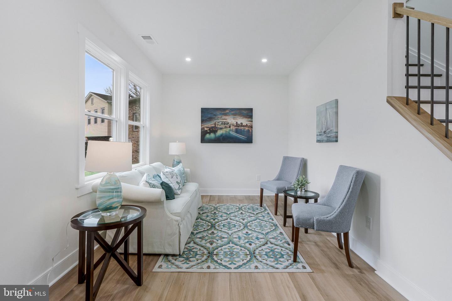 656 STUART CT, HERNDON, Virginia 20170, 5 Bedrooms Bedrooms, ,3 BathroomsBathrooms,Residential,For sale,656 STUART CT,VAFX2292474 MLS # VAFX2292474