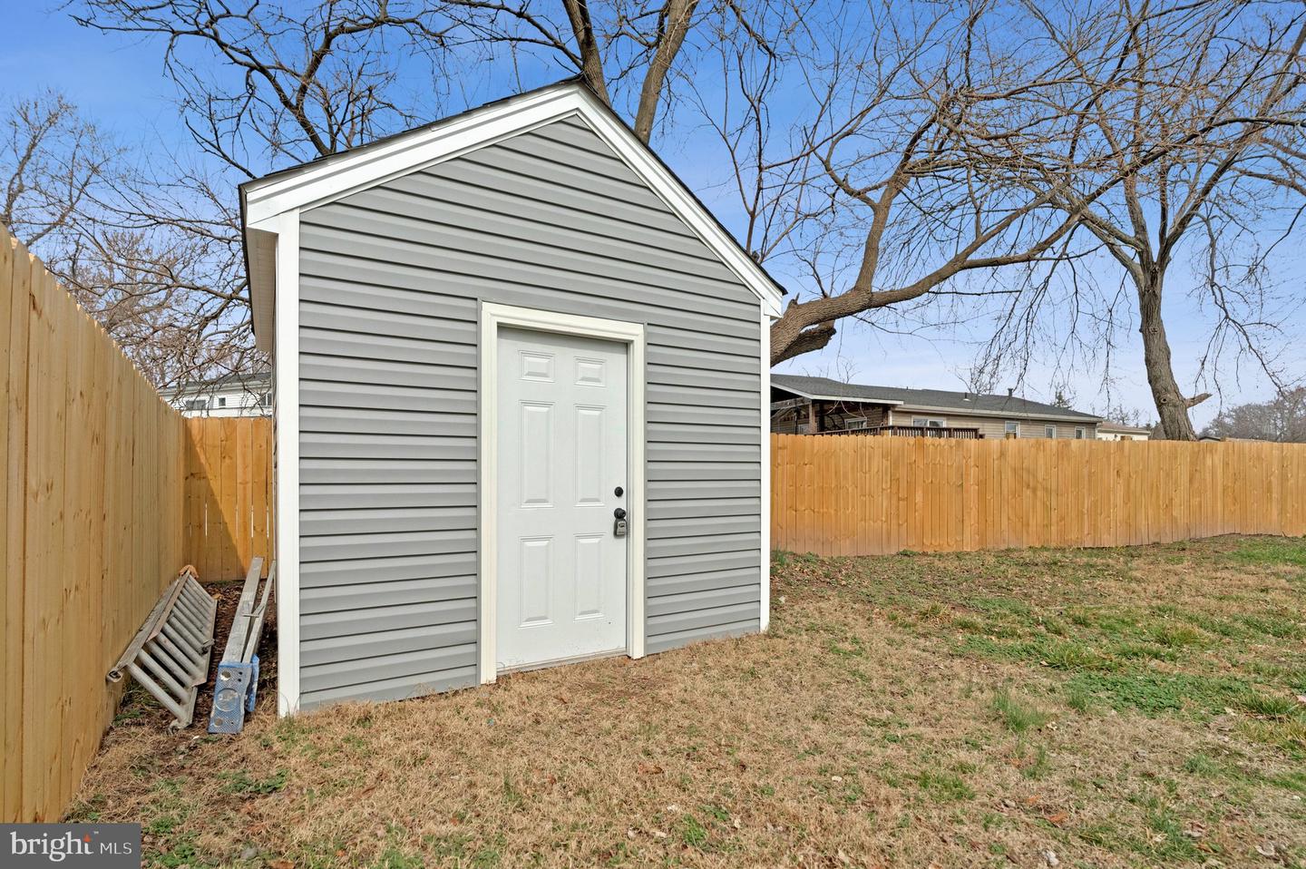 656 STUART CT, HERNDON, Virginia 20170, 5 Bedrooms Bedrooms, ,3 BathroomsBathrooms,Residential,For sale,656 STUART CT,VAFX2292474 MLS # VAFX2292474