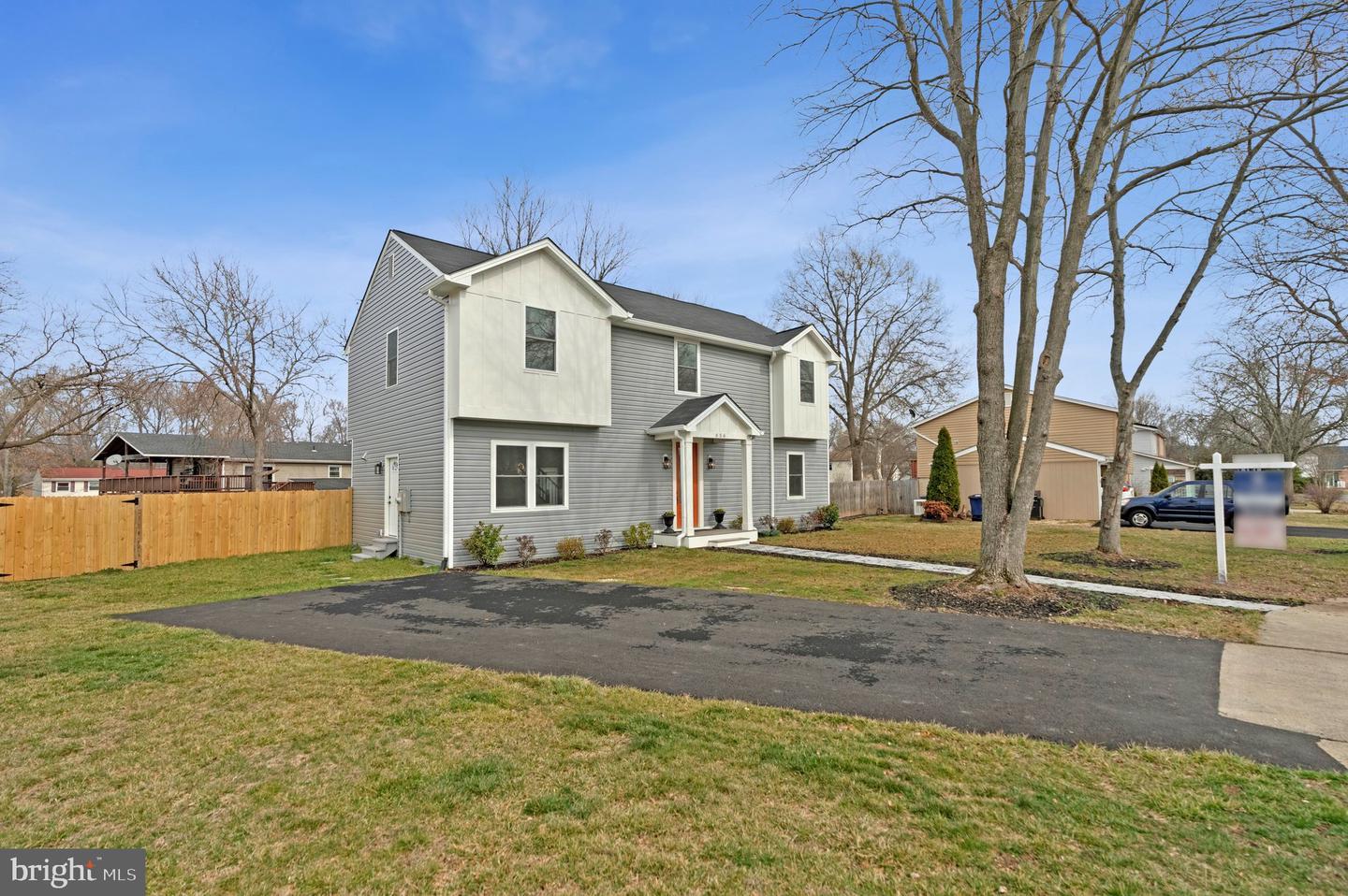 656 STUART CT, HERNDON, Virginia 20170, 5 Bedrooms Bedrooms, ,3 BathroomsBathrooms,Residential,For sale,656 STUART CT,VAFX2292474 MLS # VAFX2292474