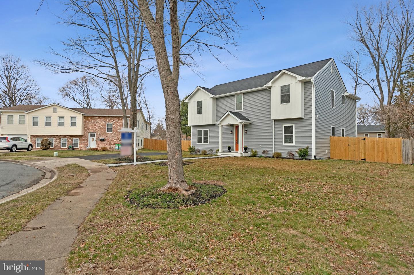 656 STUART CT, HERNDON, Virginia 20170, 5 Bedrooms Bedrooms, ,3 BathroomsBathrooms,Residential,For sale,656 STUART CT,VAFX2292474 MLS # VAFX2292474