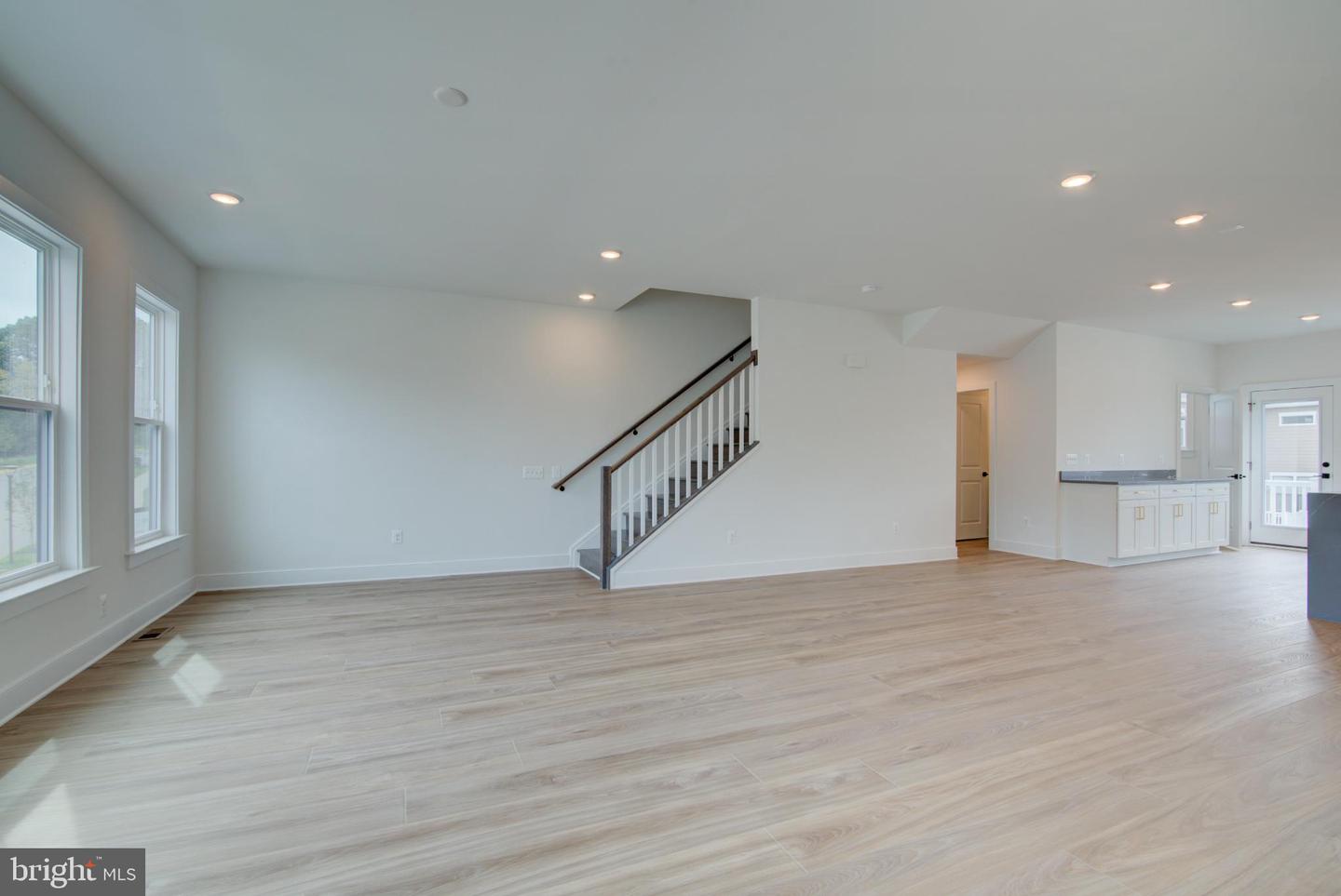 42609 HOUDINI REST TER, LEESBURG, Virginia 20176, 4 Bedrooms Bedrooms, ,4 BathroomsBathrooms,Residential,For sale,42609 HOUDINI REST TER,VALO2116578 MLS # VALO2116578