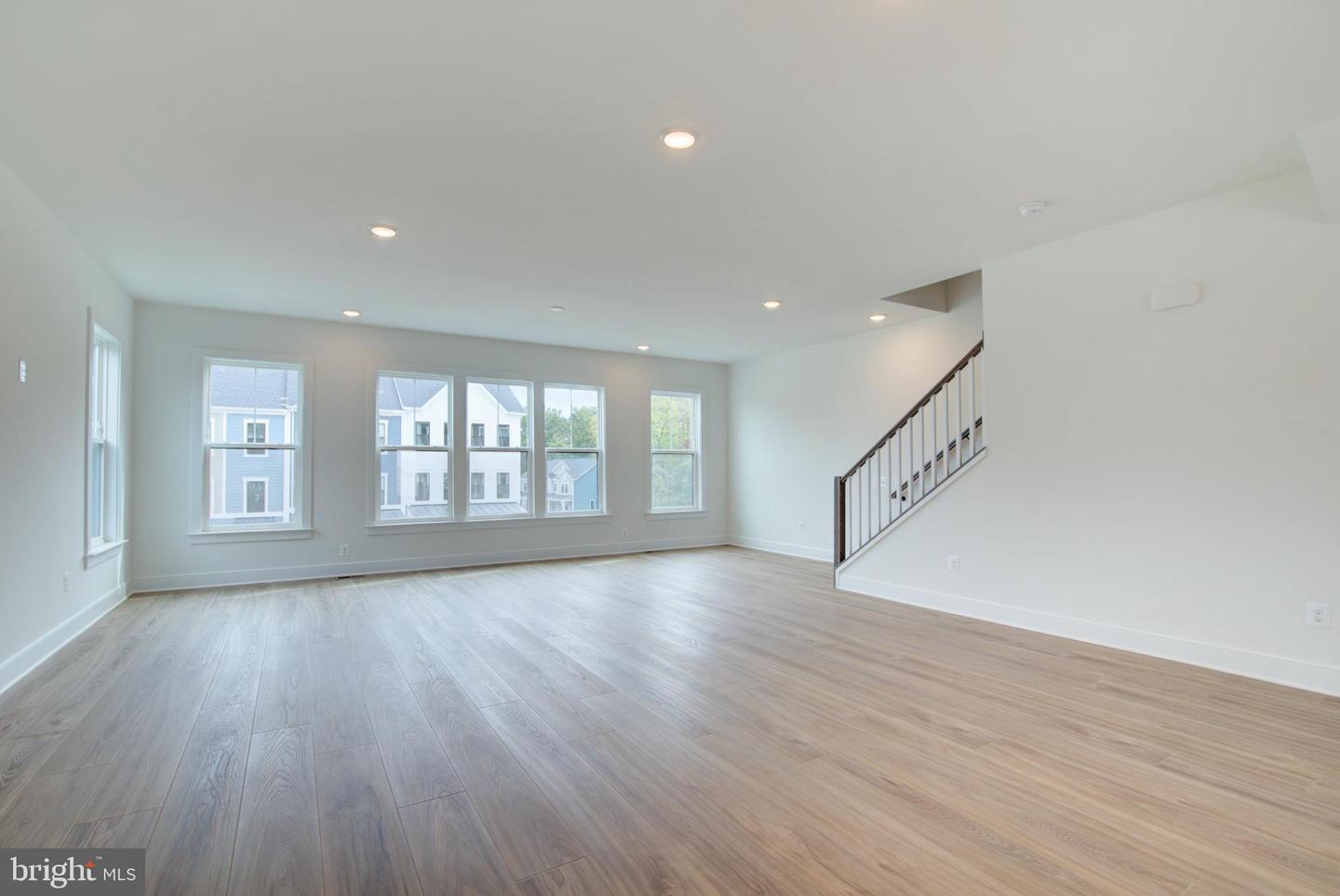 42609 HOUDINI REST TER, LEESBURG, Virginia 20176, 4 Bedrooms Bedrooms, ,4 BathroomsBathrooms,Residential,For sale,42609 HOUDINI REST TER,VALO2116578 MLS # VALO2116578