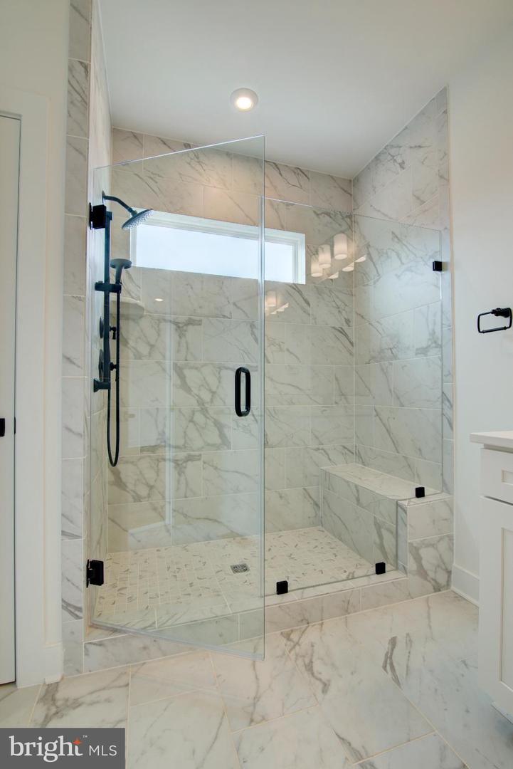 42609 HOUDINI REST TER, LEESBURG, Virginia 20176, 4 Bedrooms Bedrooms, ,4 BathroomsBathrooms,Residential,For sale,42609 HOUDINI REST TER,VALO2116578 MLS # VALO2116578