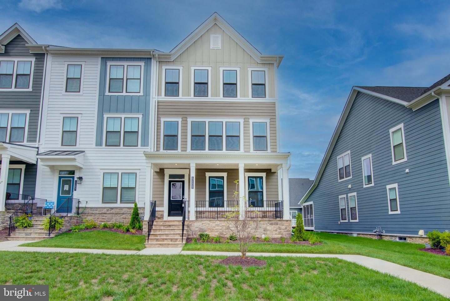 42609 HOUDINI REST TER, LEESBURG, Virginia 20176, 4 Bedrooms Bedrooms, ,4 BathroomsBathrooms,Residential,For sale,42609 HOUDINI REST TER,VALO2116578 MLS # VALO2116578