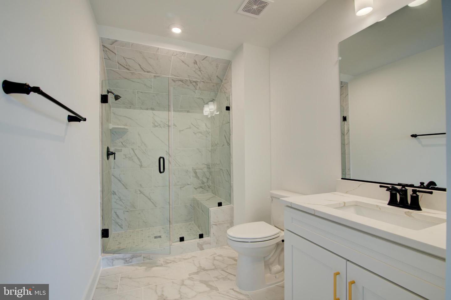 42609 HOUDINI REST TER, LEESBURG, Virginia 20176, 4 Bedrooms Bedrooms, ,4 BathroomsBathrooms,Residential,For sale,42609 HOUDINI REST TER,VALO2116578 MLS # VALO2116578