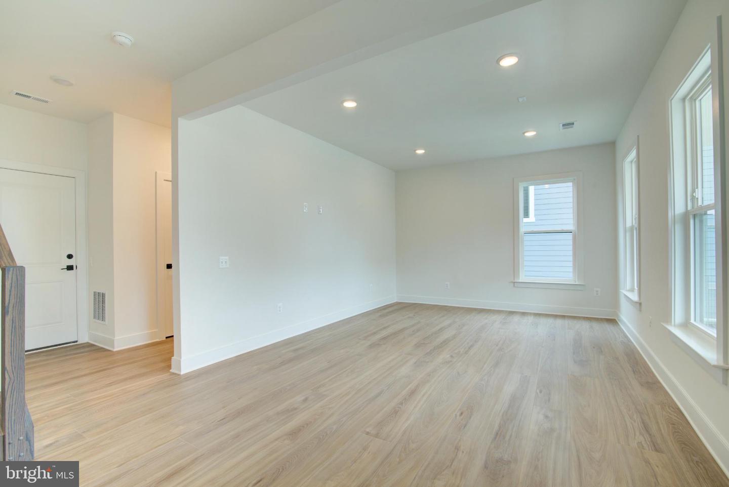 42609 HOUDINI REST TER, LEESBURG, Virginia 20176, 4 Bedrooms Bedrooms, ,4 BathroomsBathrooms,Residential,For sale,42609 HOUDINI REST TER,VALO2116578 MLS # VALO2116578