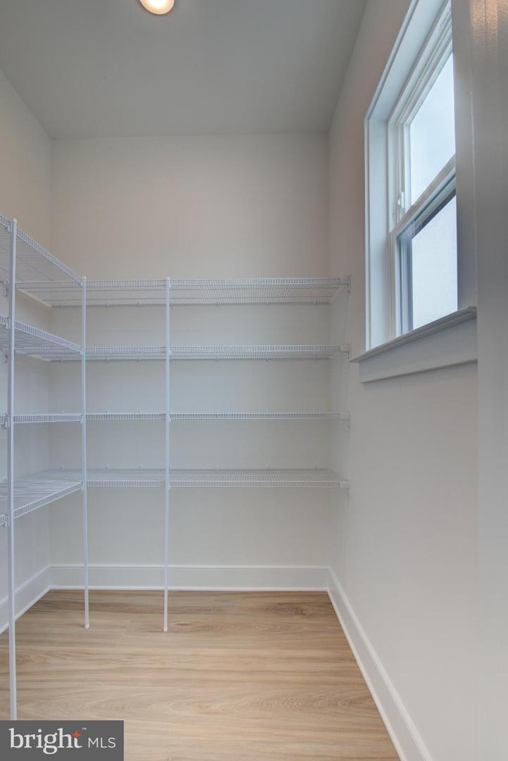 42609 HOUDINI REST TER, LEESBURG, Virginia 20176, 4 Bedrooms Bedrooms, ,4 BathroomsBathrooms,Residential,For sale,42609 HOUDINI REST TER,VALO2116578 MLS # VALO2116578