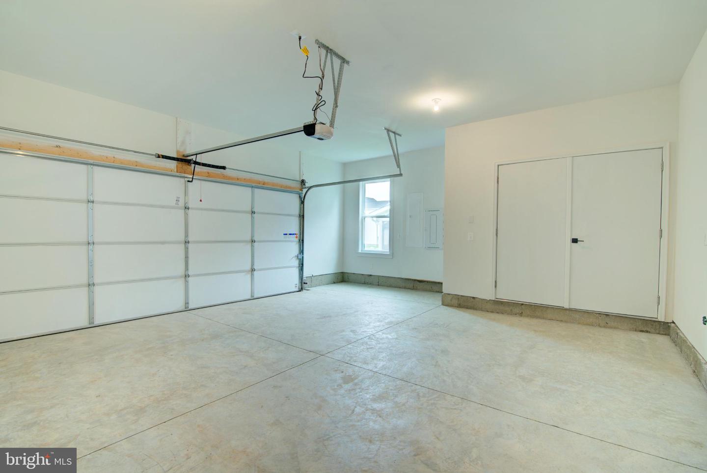 42609 HOUDINI REST TER, LEESBURG, Virginia 20176, 4 Bedrooms Bedrooms, ,4 BathroomsBathrooms,Residential,For sale,42609 HOUDINI REST TER,VALO2116578 MLS # VALO2116578