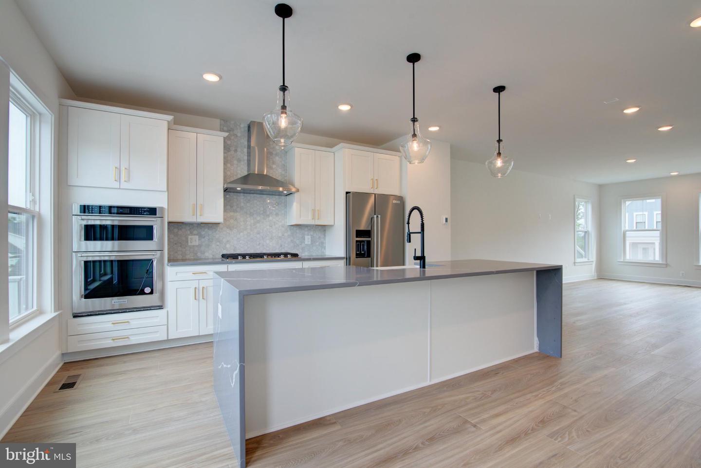 42609 HOUDINI REST TER, LEESBURG, Virginia 20176, 4 Bedrooms Bedrooms, ,4 BathroomsBathrooms,Residential,For sale,42609 HOUDINI REST TER,VALO2116578 MLS # VALO2116578