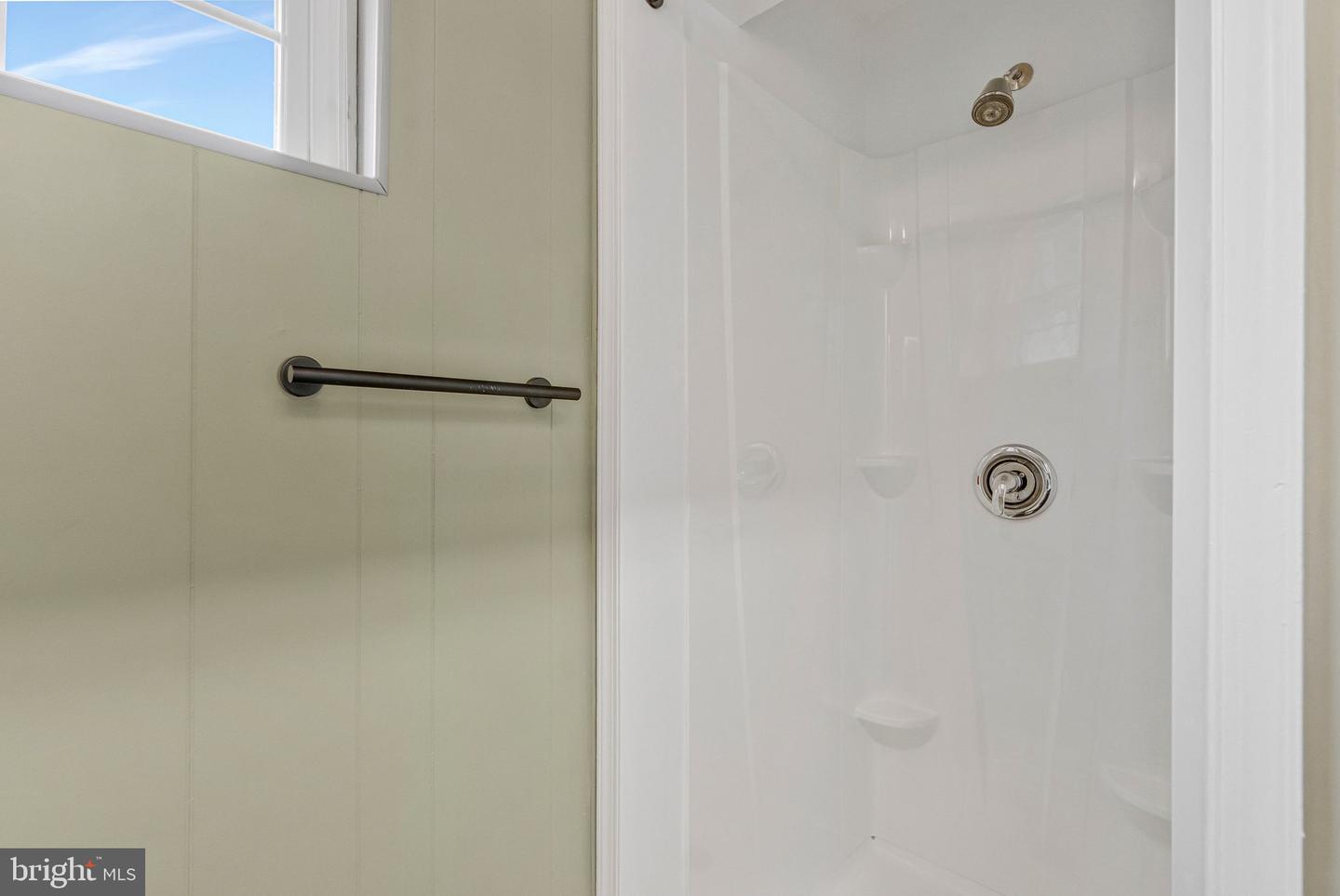 704 ALABAMA DR, HERNDON, Virginia 20170, 3 Bedrooms Bedrooms, ,2 BathroomsBathrooms,Residential,For sale,704 ALABAMA DR,VAFX2292514 MLS # VAFX2292514