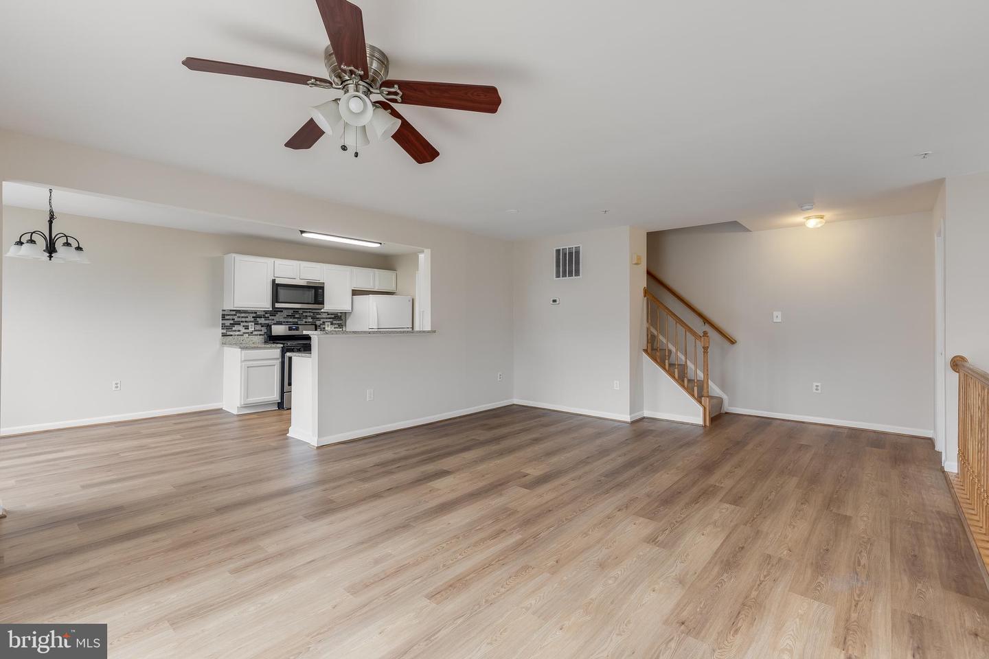 11252 STAGESTONE WAY, MANASSAS, Virginia 20109, 3 Bedrooms Bedrooms, ,2 BathroomsBathrooms,Residential,For sale,11252 STAGESTONE WAY,VAPW2113146 MLS # VAPW2113146