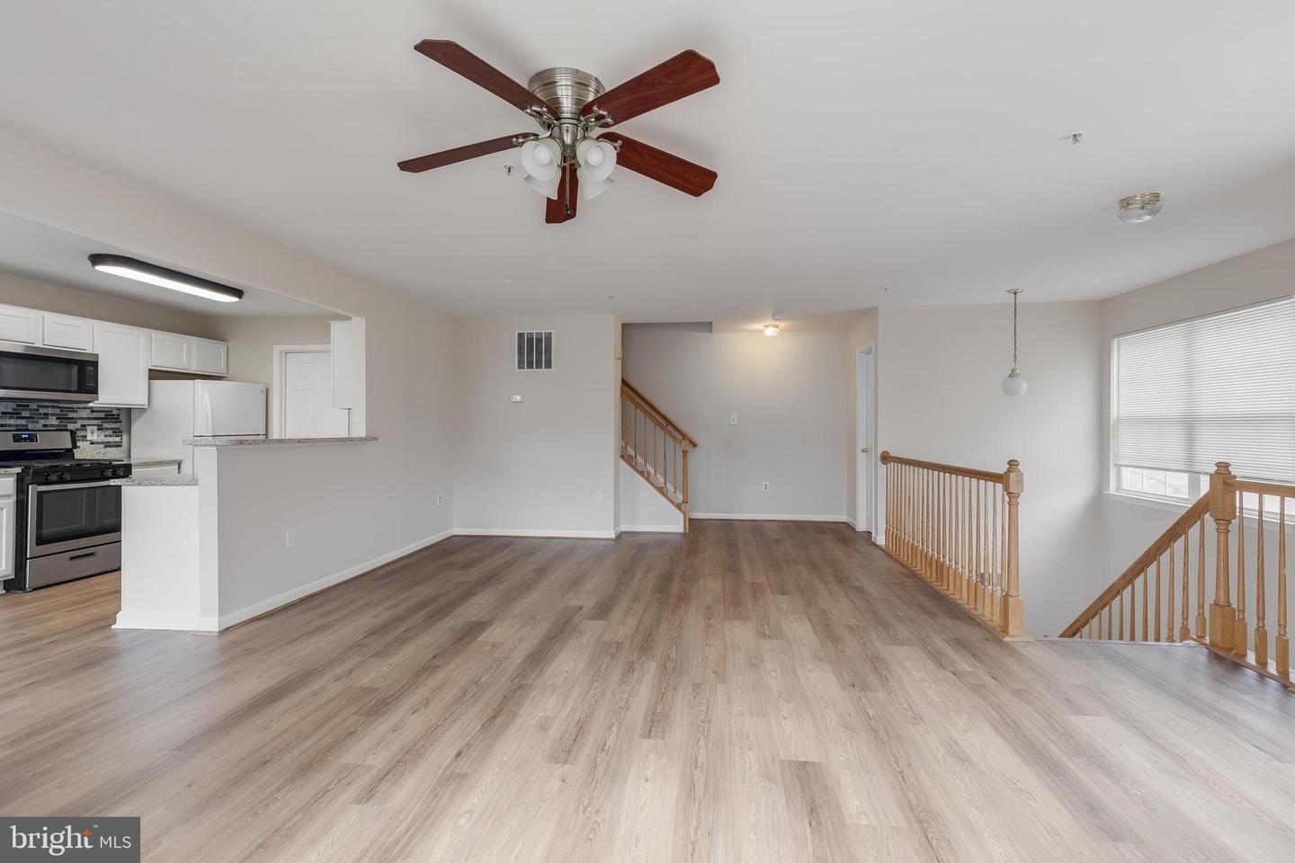 11252 STAGESTONE WAY, MANASSAS, Virginia 20109, 3 Bedrooms Bedrooms, ,2 BathroomsBathrooms,Residential,For sale,11252 STAGESTONE WAY,VAPW2113146 MLS # VAPW2113146