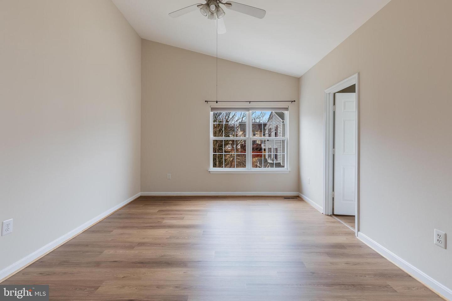 11252 STAGESTONE WAY, MANASSAS, Virginia 20109, 3 Bedrooms Bedrooms, ,2 BathroomsBathrooms,Residential,For sale,11252 STAGESTONE WAY,VAPW2113146 MLS # VAPW2113146