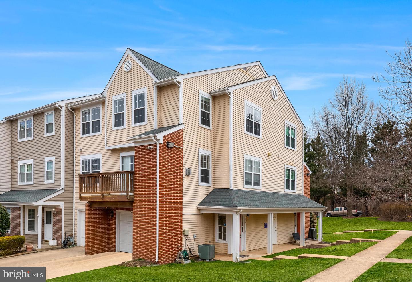 11252 STAGESTONE WAY, MANASSAS, Virginia 20109, 3 Bedrooms Bedrooms, ,2 BathroomsBathrooms,Residential,For sale,11252 STAGESTONE WAY,VAPW2113146 MLS # VAPW2113146