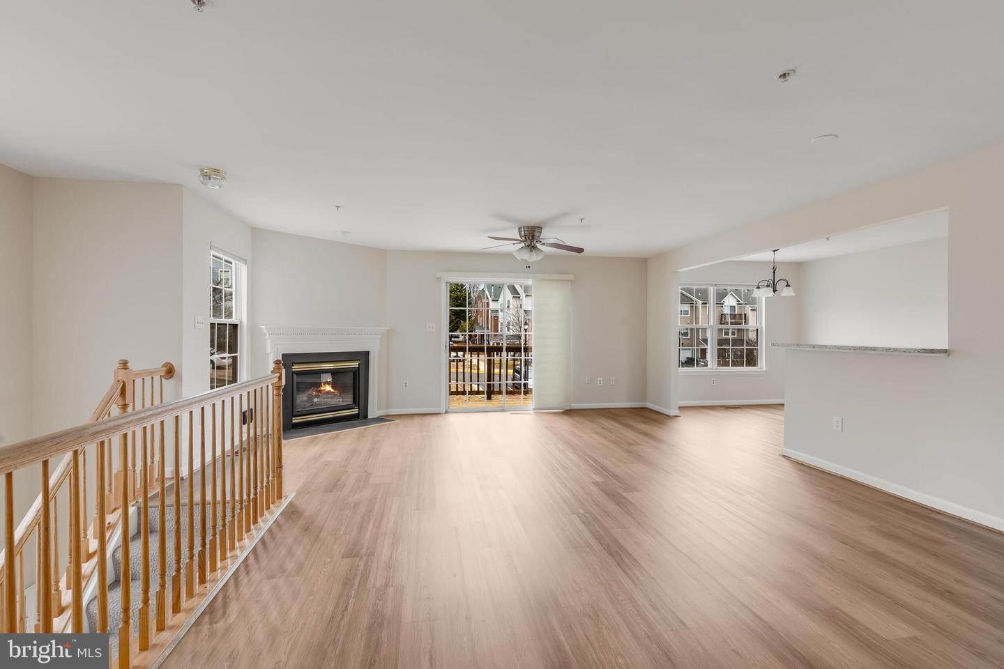 11252 STAGESTONE WAY, MANASSAS, Virginia 20109, 3 Bedrooms Bedrooms, ,2 BathroomsBathrooms,Residential,For sale,11252 STAGESTONE WAY,VAPW2113146 MLS # VAPW2113146