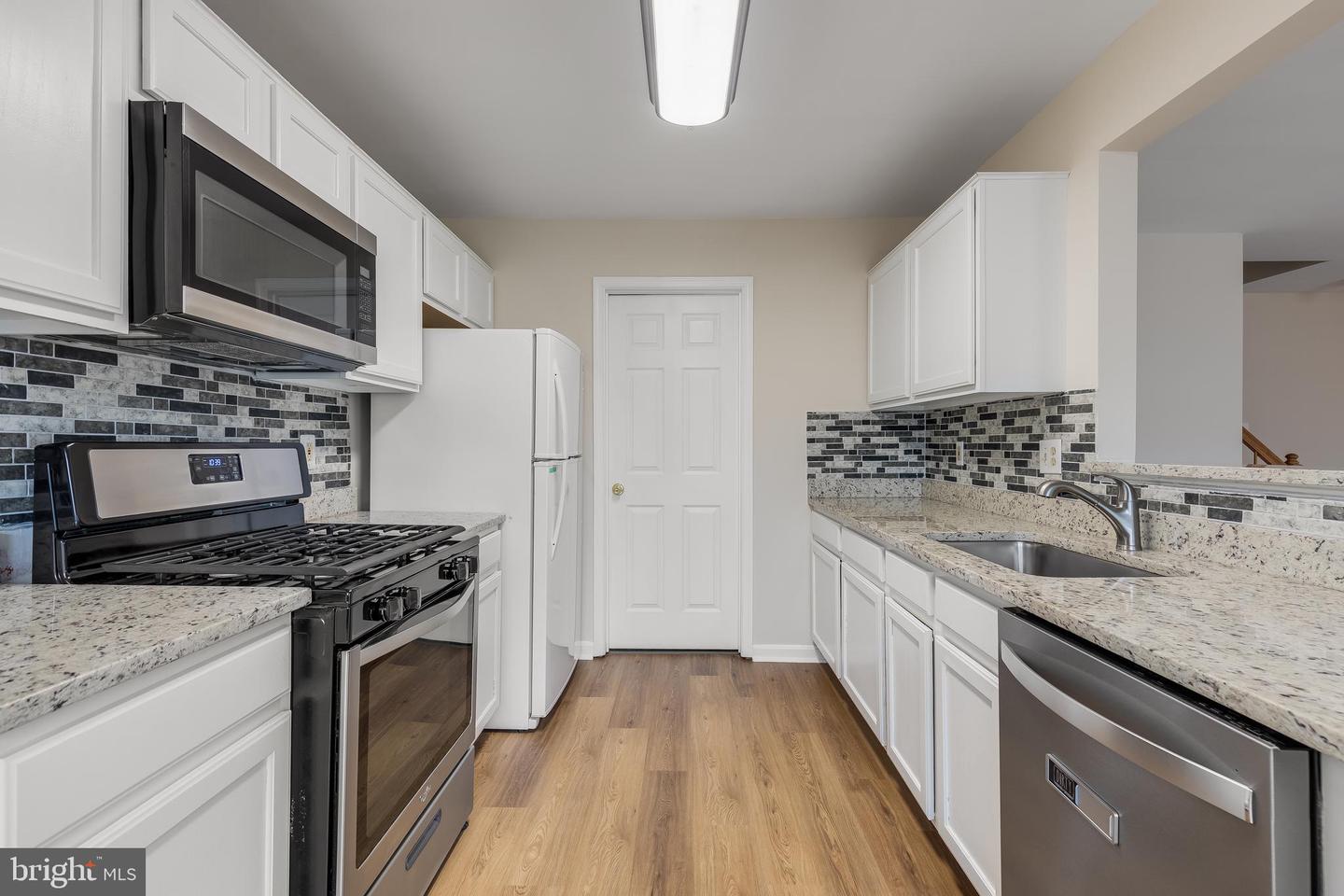 11252 STAGESTONE WAY, MANASSAS, Virginia 20109, 3 Bedrooms Bedrooms, ,2 BathroomsBathrooms,Residential,For sale,11252 STAGESTONE WAY,VAPW2113146 MLS # VAPW2113146