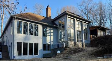 945 HICKORY RUN LN, GREAT FALLS, Virginia 22066, 4 Bedrooms Bedrooms, ,4 BathroomsBathrooms,Residential,For sale,945 HICKORY RUN LN,VAFX2292532 MLS # VAFX2292532