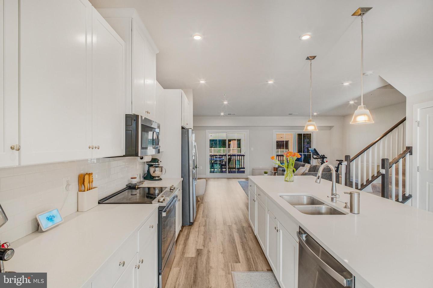 2747 VELOCITY RD #30F, HERNDON, Virginia 20171, 3 Bedrooms Bedrooms, ,2 BathroomsBathrooms,Residential,For sale,2747 VELOCITY RD #30F,VAFX2292548 MLS # VAFX2292548