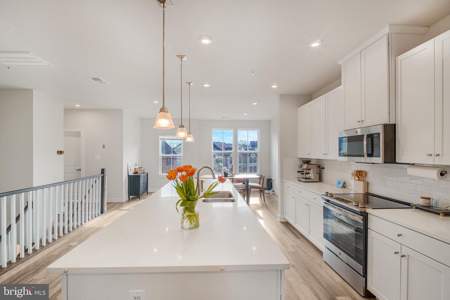 2747 VELOCITY RD #30F, HERNDON, Virginia 20171, 3 Bedrooms Bedrooms, ,2 BathroomsBathrooms,Residential,For sale,2747 VELOCITY RD #30F,VAFX2292548 MLS # VAFX2292548