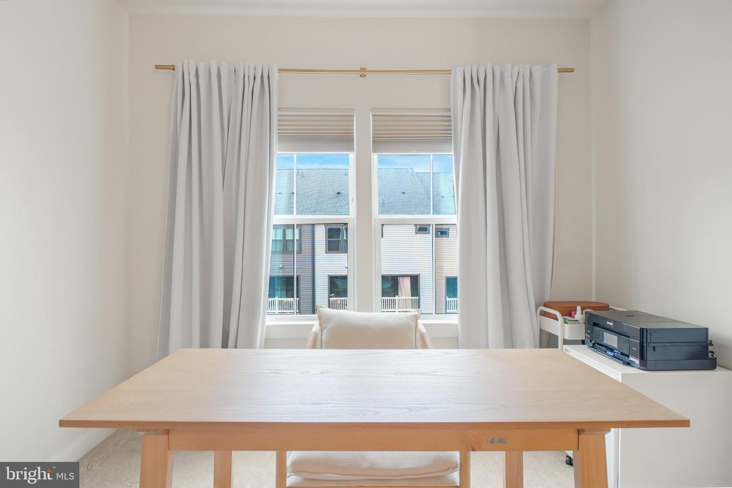 2747 VELOCITY RD #30F, HERNDON, Virginia 20171, 3 Bedrooms Bedrooms, ,2 BathroomsBathrooms,Residential,For sale,2747 VELOCITY RD #30F,VAFX2292548 MLS # VAFX2292548