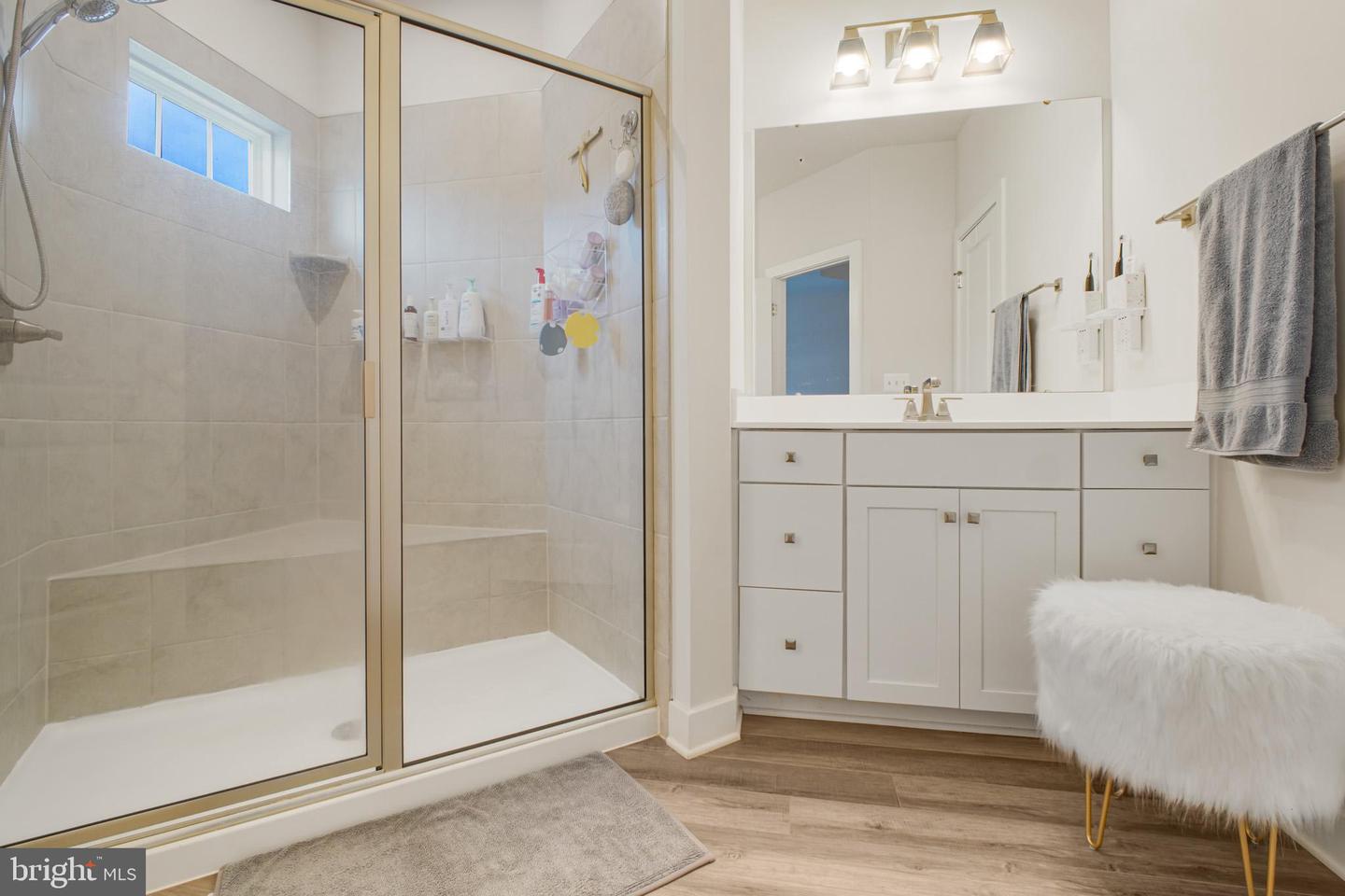 2747 VELOCITY RD #30F, HERNDON, Virginia 20171, 3 Bedrooms Bedrooms, ,2 BathroomsBathrooms,Residential,For sale,2747 VELOCITY RD #30F,VAFX2292548 MLS # VAFX2292548