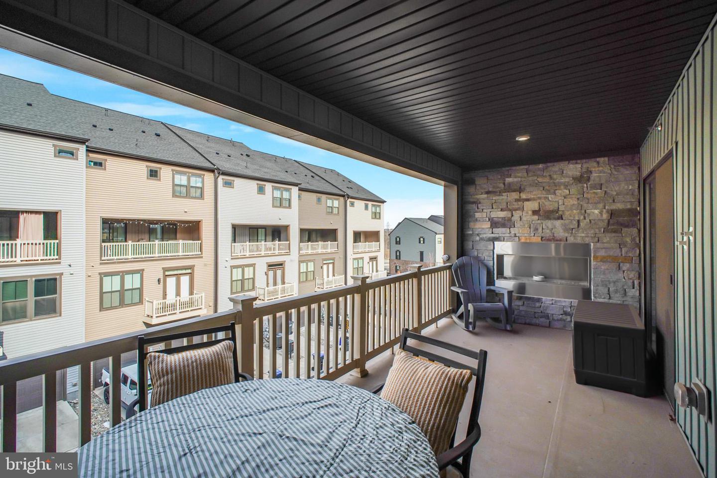 2747 VELOCITY RD #30F, HERNDON, Virginia 20171, 3 Bedrooms Bedrooms, ,2 BathroomsBathrooms,Residential,For sale,2747 VELOCITY RD #30F,VAFX2292548 MLS # VAFX2292548