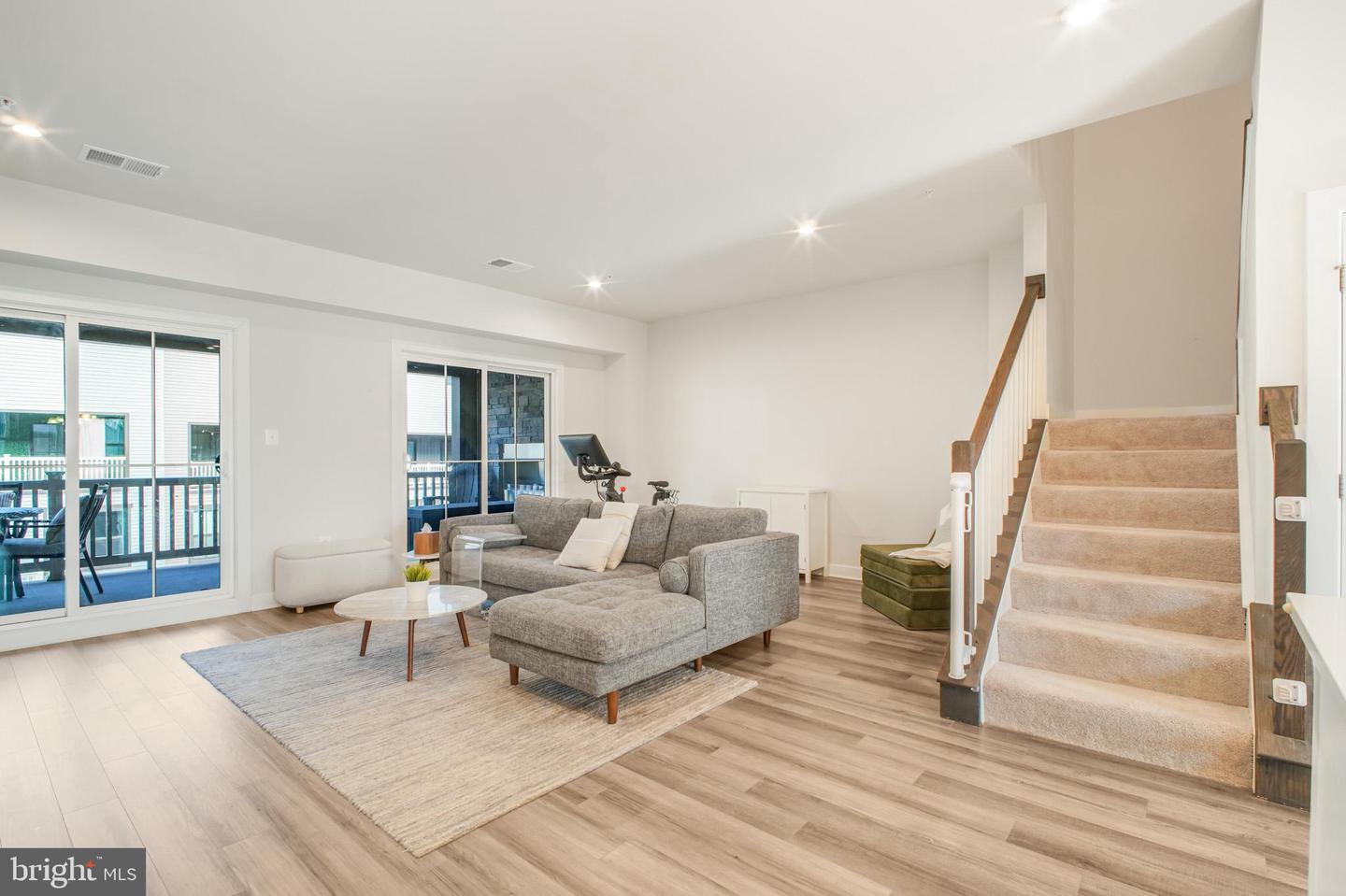 2747 VELOCITY RD #30F, HERNDON, Virginia 20171, 3 Bedrooms Bedrooms, ,2 BathroomsBathrooms,Residential,For sale,2747 VELOCITY RD #30F,VAFX2292548 MLS # VAFX2292548