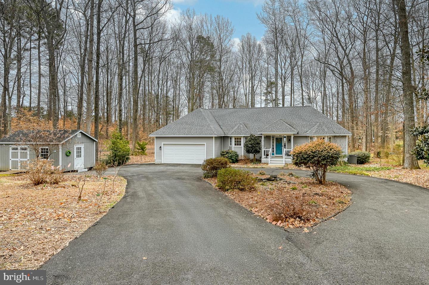 61 RANDOLPH, MINERAL, Virginia 23117, 4 Bedrooms Bedrooms, 13 Rooms Rooms,2 BathroomsBathrooms,Residential,For sale,61 RANDOLPH,VALA2009336 MLS # VALA2009336